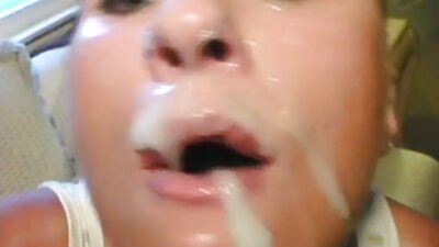 Велика грудьми красуня порно відео має її піхву і рот трахкав хардкор в крупним планом