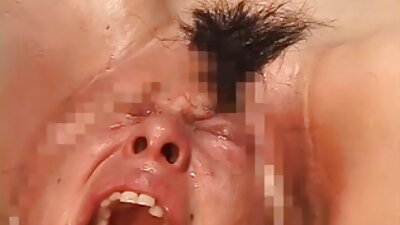 Блондинка з твердою попкою трахається в реальне порно відео її мокру кицьку